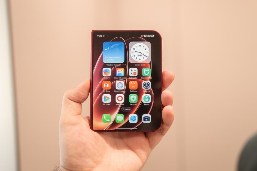 Xiaomi's New Foldable Phone Challenges Apple & Samsung