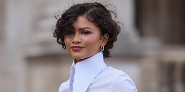 Zendaya Debuts Ultra-Short Pixie Cut for Fall